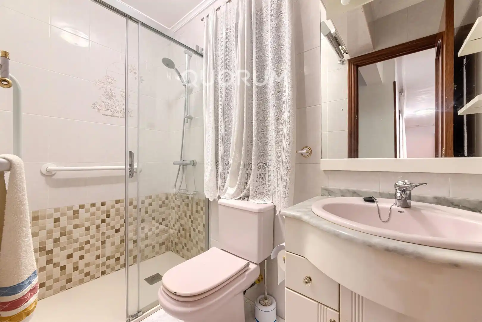Baño de Piso en venta en Arrigorriaga con Calefacción, Amueblado y Balcón