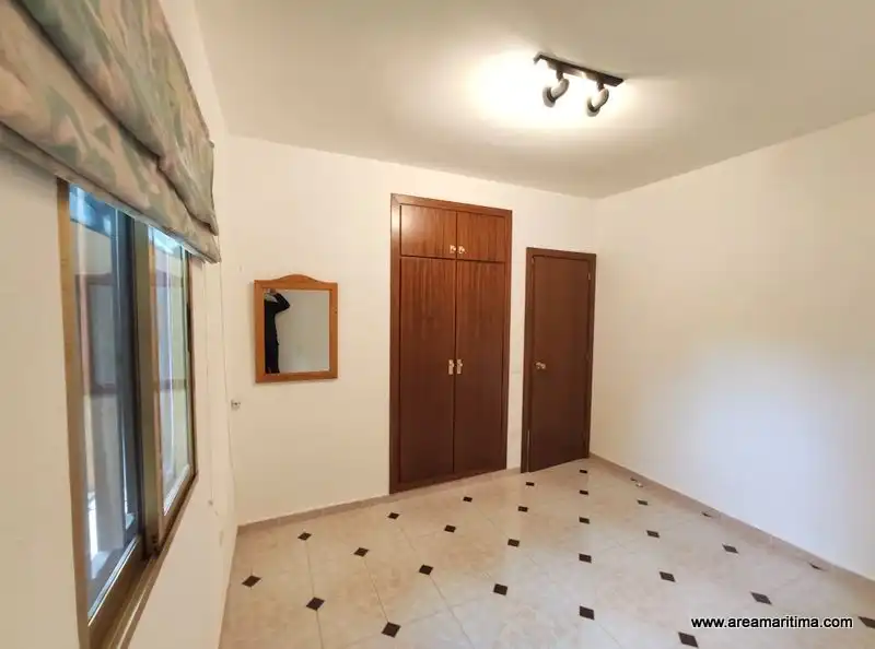 Houses for rent in Calle Murcia, Serra