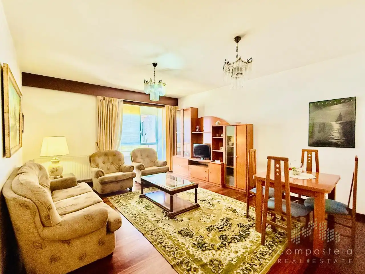 Sala de estar de Piso en venta en Santiago de Compostela  con Calefacción, Parquet y Trastero