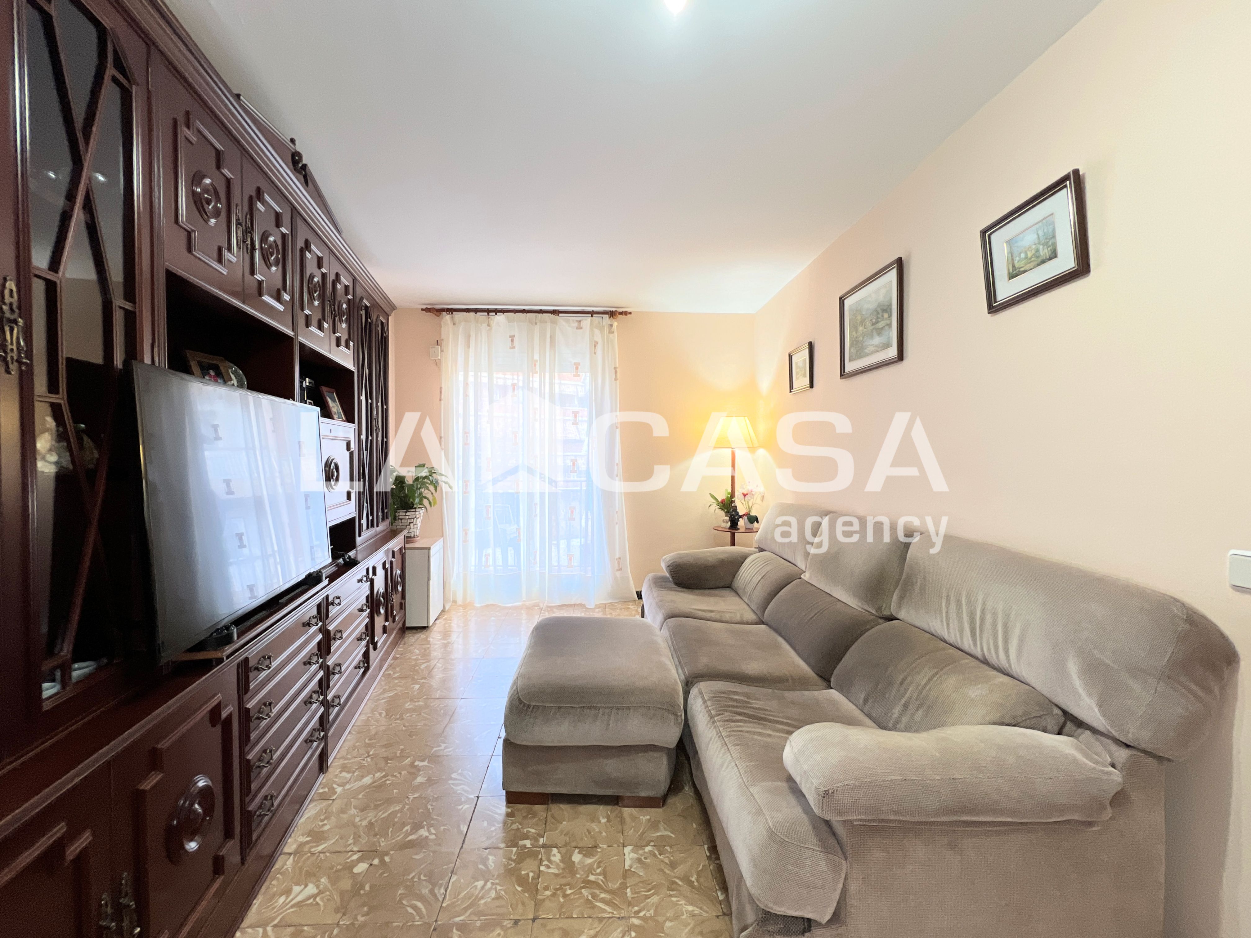 Piso en venta en  Barcelona Capital con Balcón