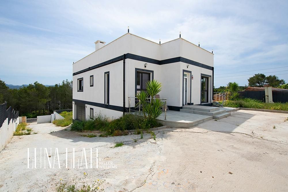 Exterior view of House or chalet for sale in Sant Pere de Ribes  with Private garden