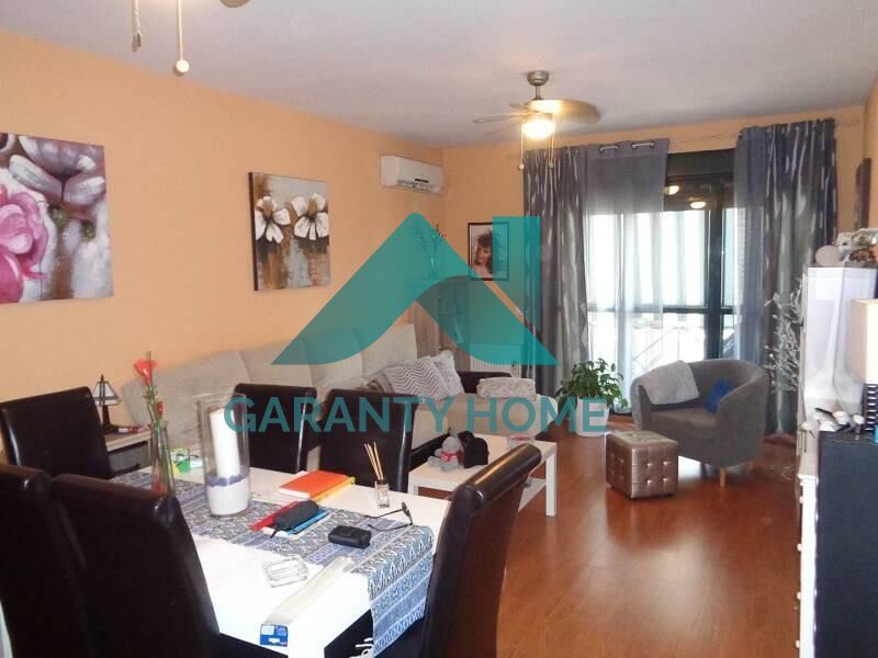 Sala d'estar de Pis en venda en Cáceres Capital amb Aire condicionat, Calefacció i Terrassa