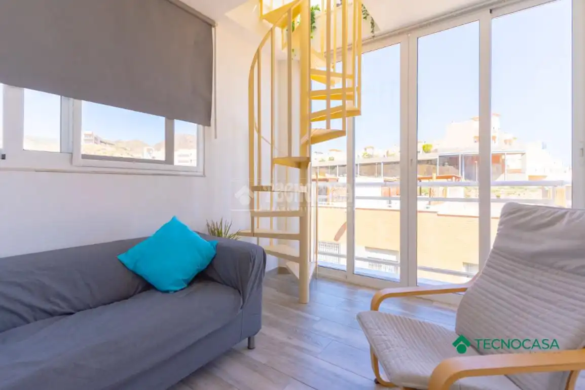 Terraza de Piso en venta en Roquetas de Mar con Aire acondicionado y Terraza