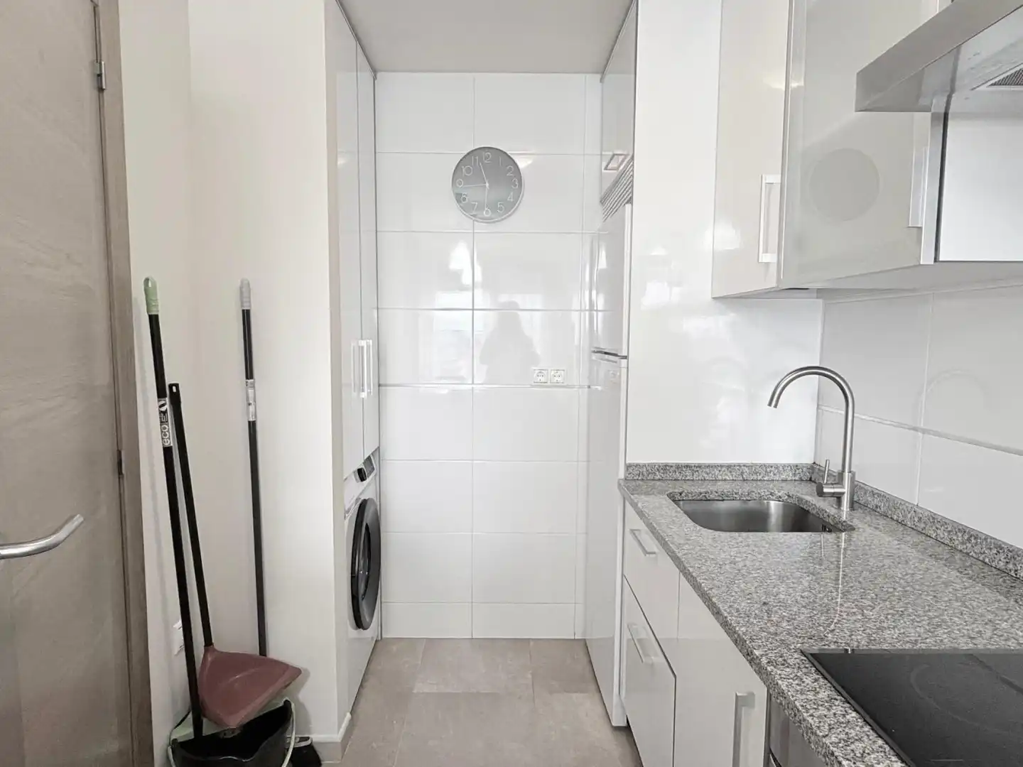 Bathroom of Flat for sale in Sanxenxo  with Air Conditioner and Heating