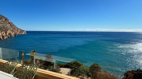 MAGNIFICO APARTAMENTO  FRENTE EL MAR  ESPECTACULARES VISTAS  Y SITUADO EN MASCARAT.