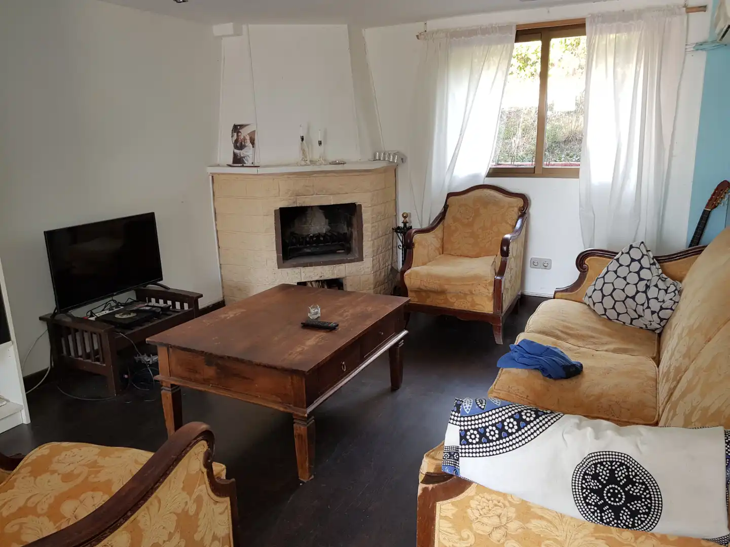 Sala d'estar de Casa o xalet en venda en Valdemorillo amb Aire condicionat, Calefacció i Jardí privat