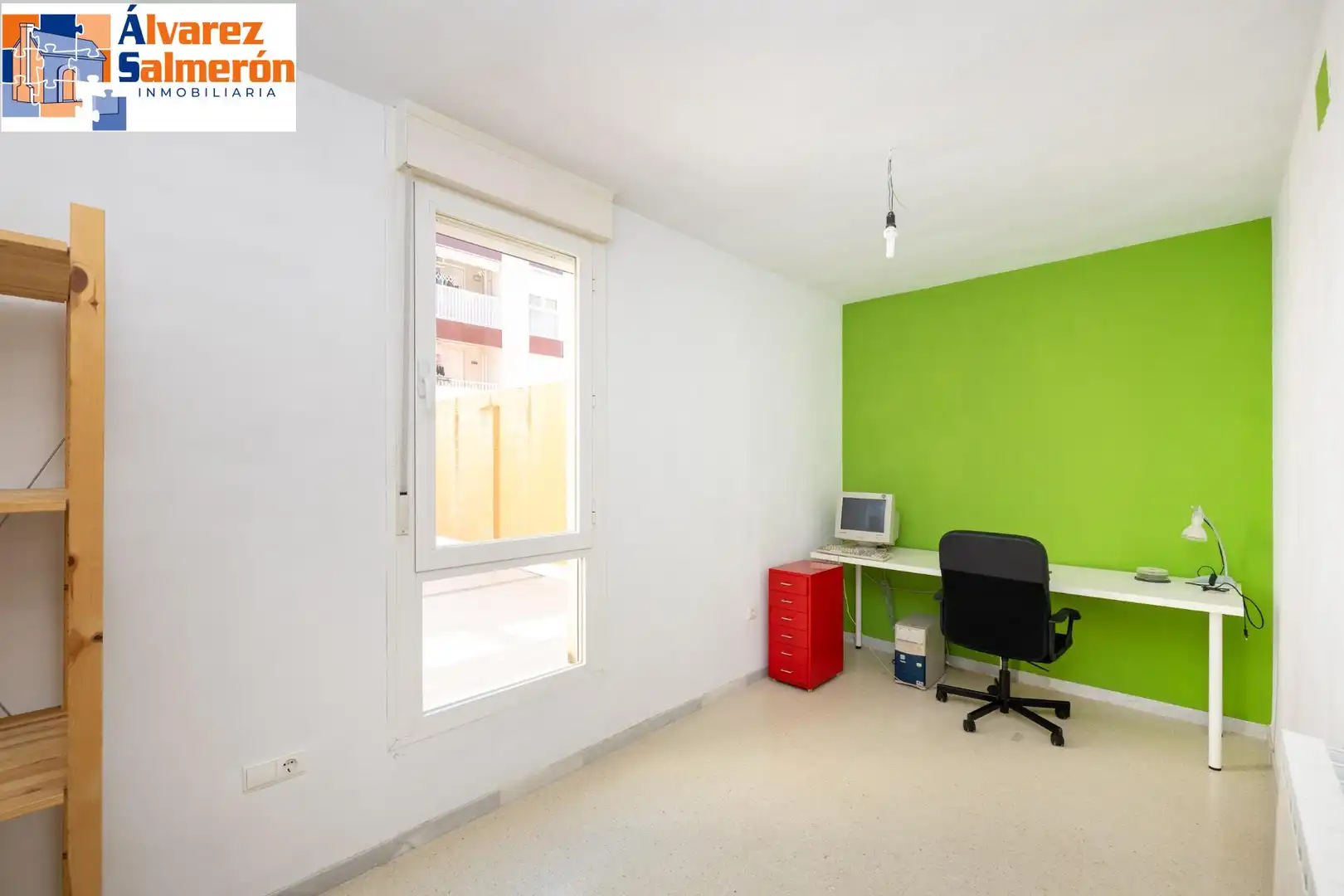 Bedroom of Flat for sale in Granada
