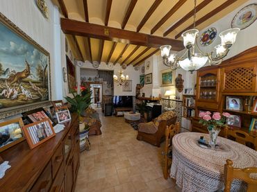 Casa aparellada amb jardí en venda a MAJOR