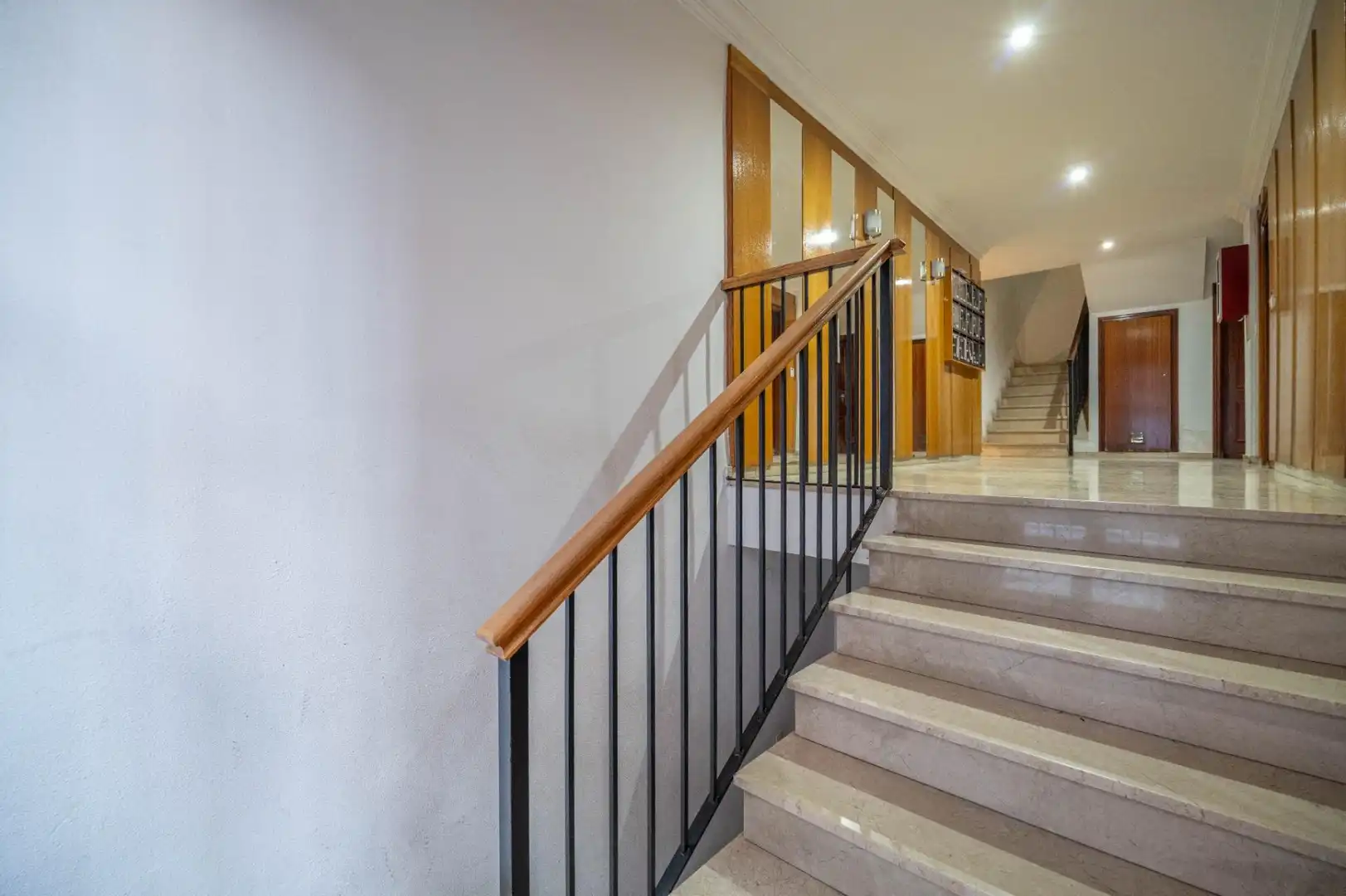 Wohnungen zum Verkauf in Armilla mit Terrasse und Balkon