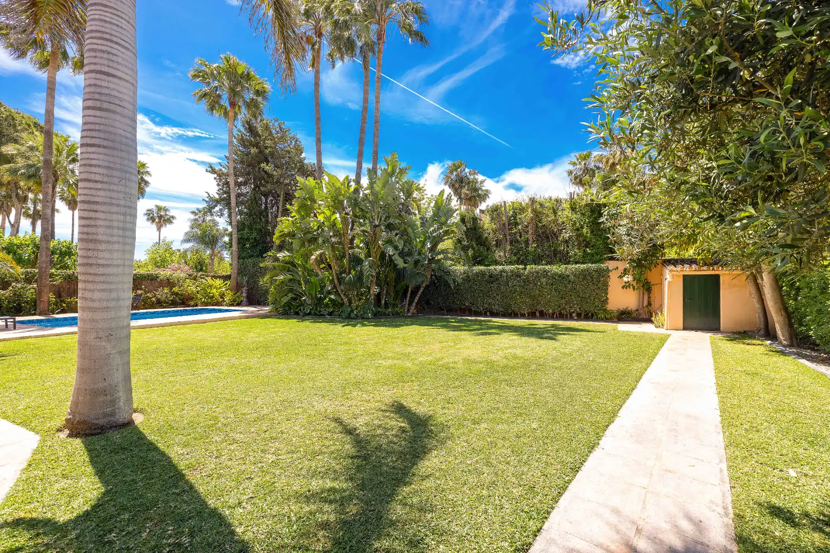 Jardí de Casa o xalet en venda en Málaga amb Aire condicionat, Calefacció i Jardí privat