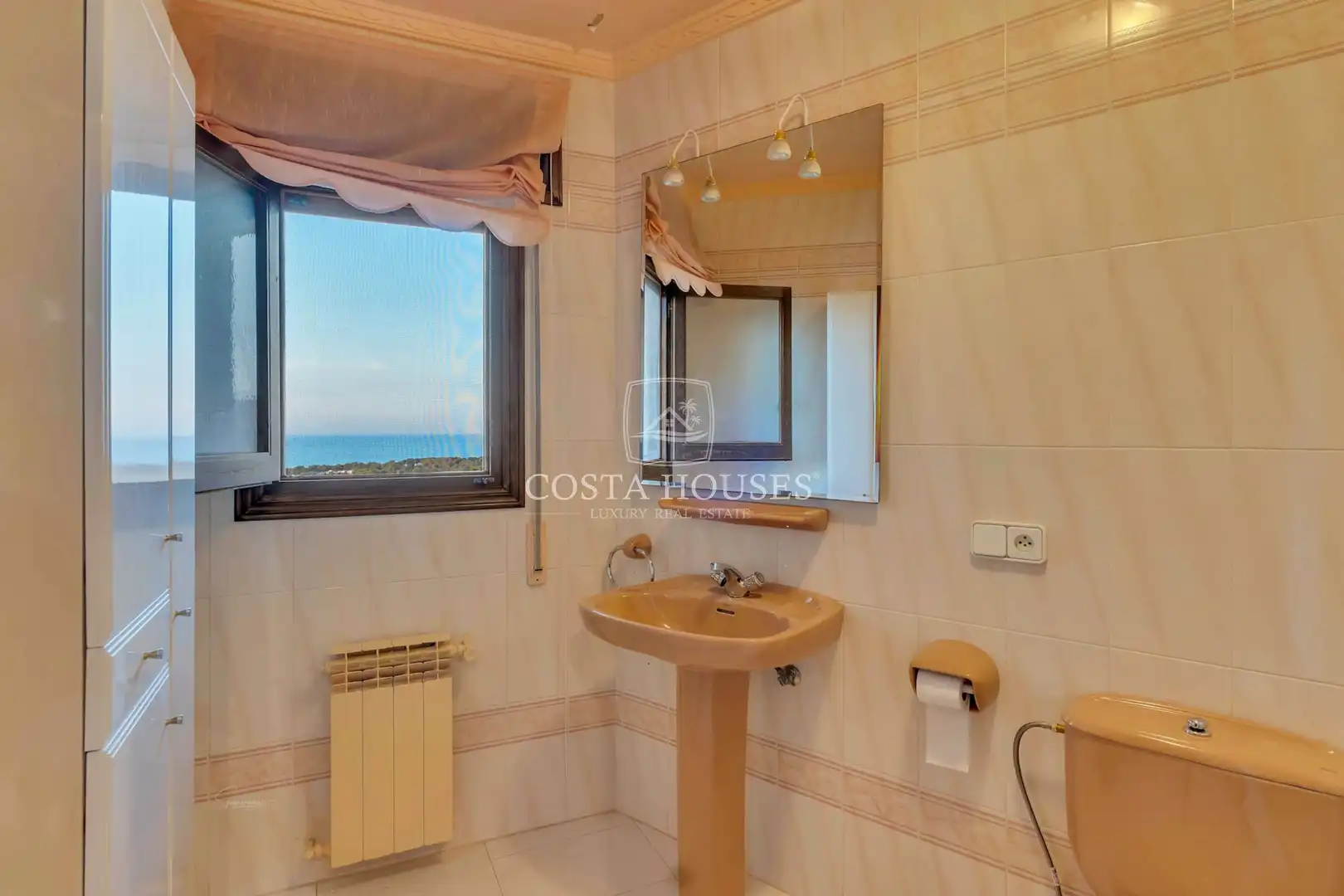 Bathroom of Houses for sale in Jávea / Xàbia  with Air Conditioner, Private garden and Terrace