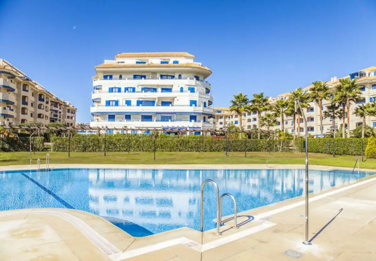 Piscina de Apartamento en venta en Manilva con Terraza y Trastero