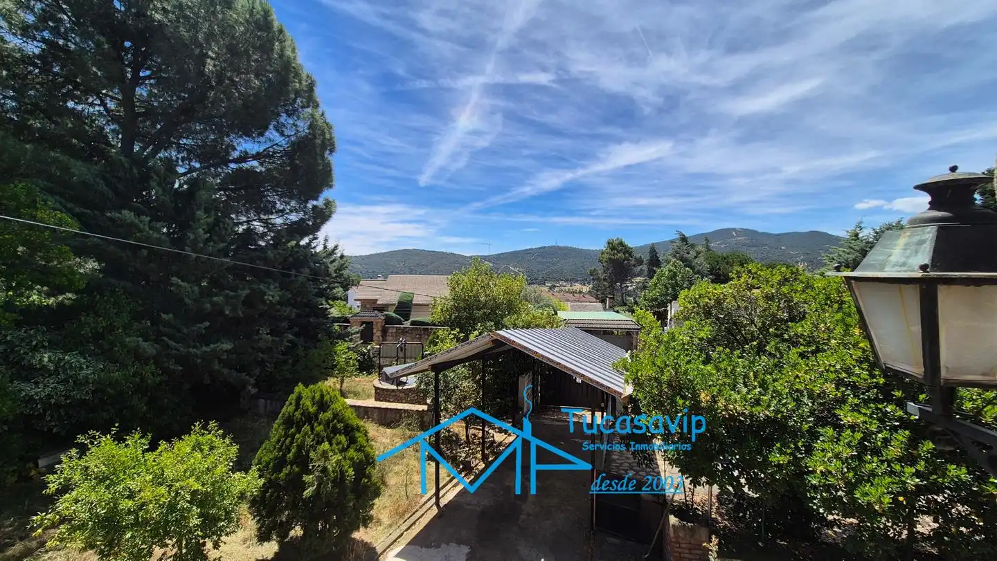 Vista exterior de Casa o chalet en venta en Pelayos de la Presa con Jardín privado, Terraza y Trastero