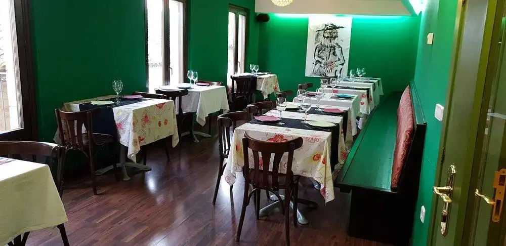Casa adosada en venta en Sos del Rey Católico
