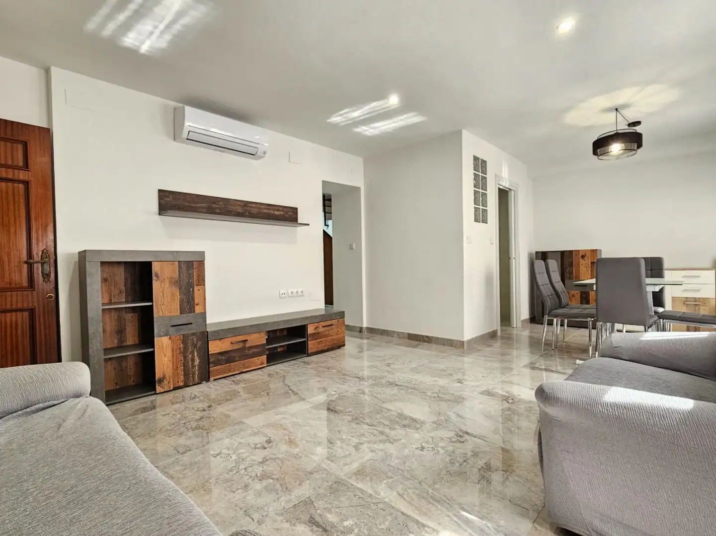 Living room of Detached homes for rent in Castellón de la Plana / Castelló de la Plana  with Heating, Terrace and Furnished