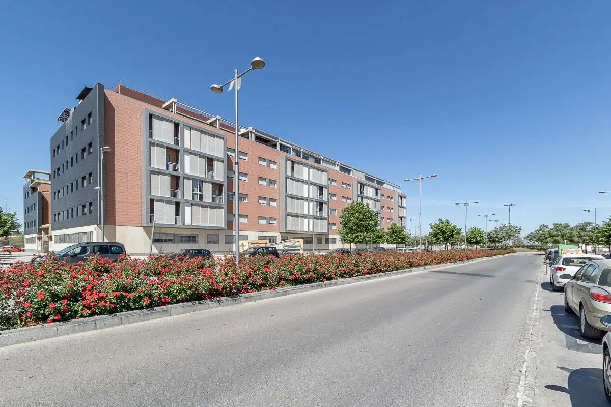 Vista exterior de Pis de lloguer en Armilla amb Aire condicionat, Calefacció i Jardí privat