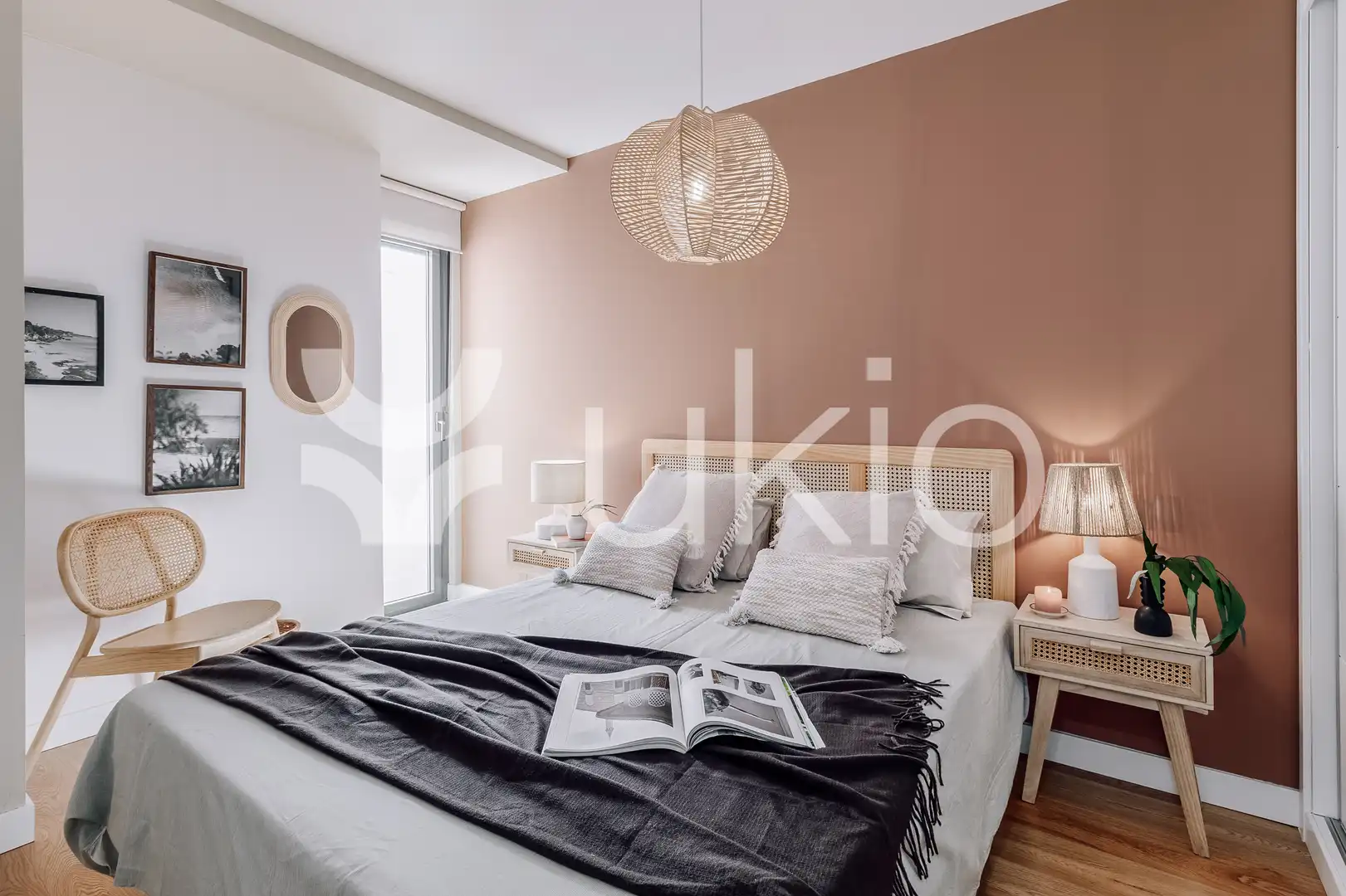 Bedroom of Flat for rent in Madrid  with Air Conditioner, Terrace and Furnished