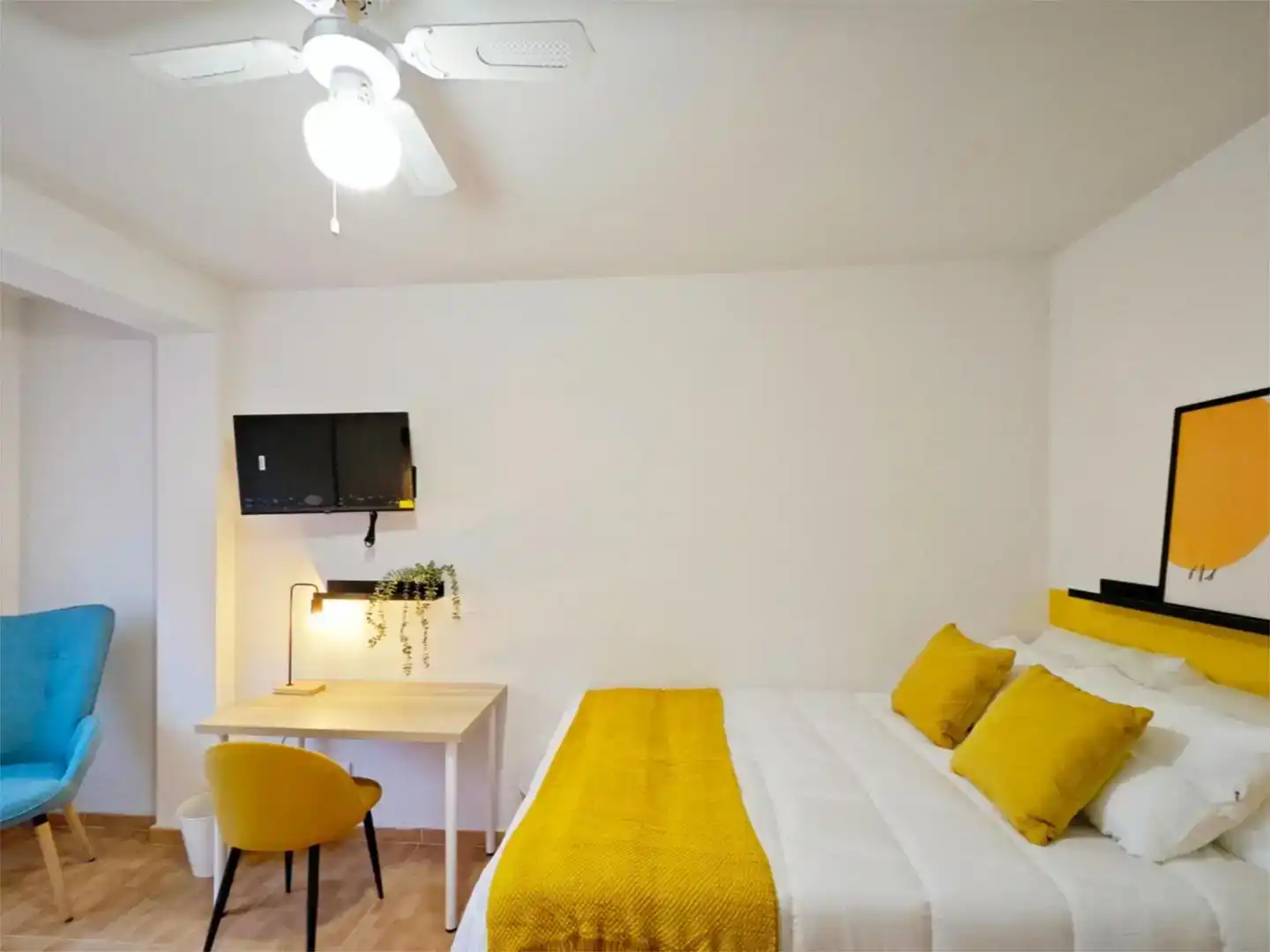 Bedroom of Flat for share in León Capital   with Storage room and Furnished
