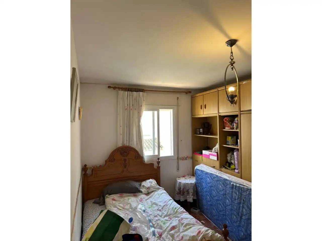 Schlafzimmer von Einfamilien-Reihenhaus zum Verkauf in Estepona mit Klimaanlage und Terrasse