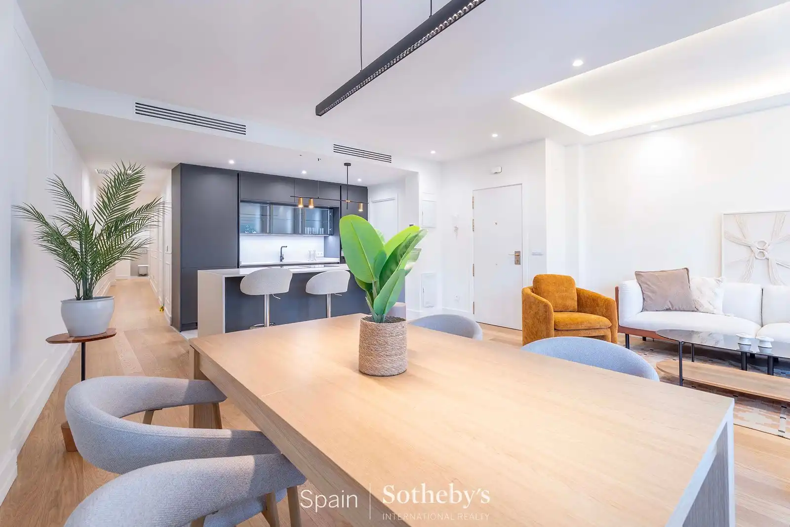 Apartamento con ascensor en venta en Calle de Ventura Rodríguez, imagen 3
