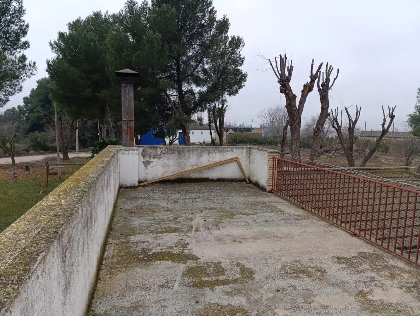Casa adosada en venta en Sariñena con Calefacción, Jardín privado y Terraza