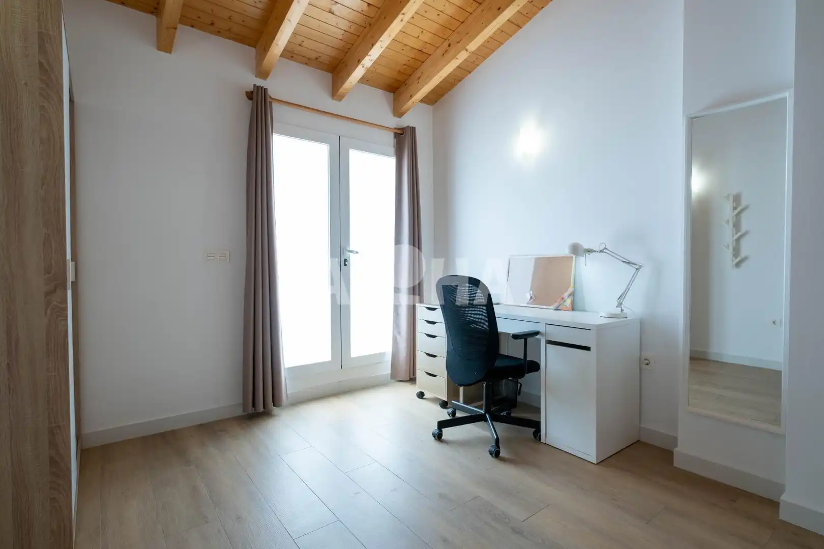 Bedroom of Apartments for rent in Alfara del Patriarca  with Air Conditioner, Heating and Furnished