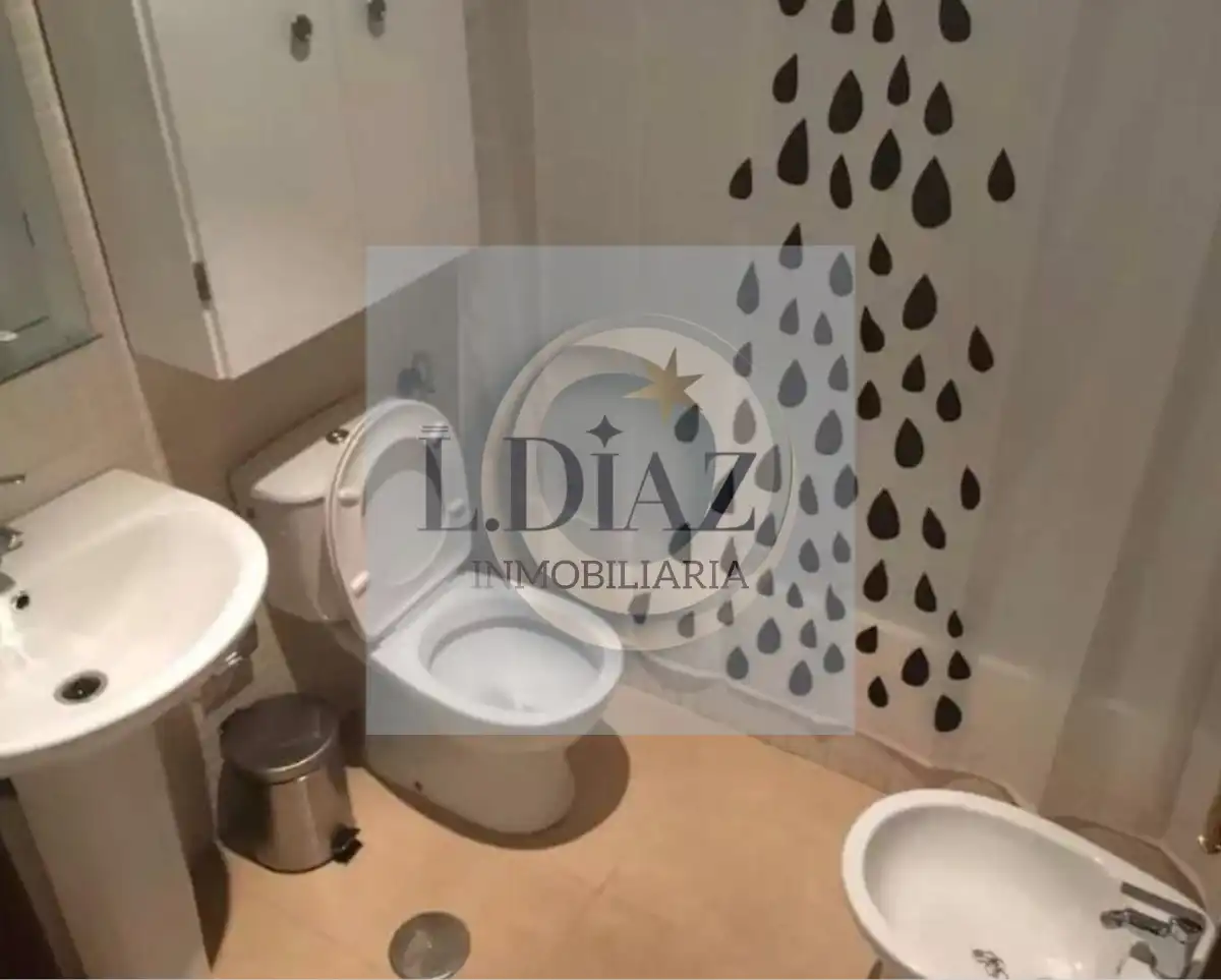 Baño de Planta baja de alquiler en Málaga con Amueblado