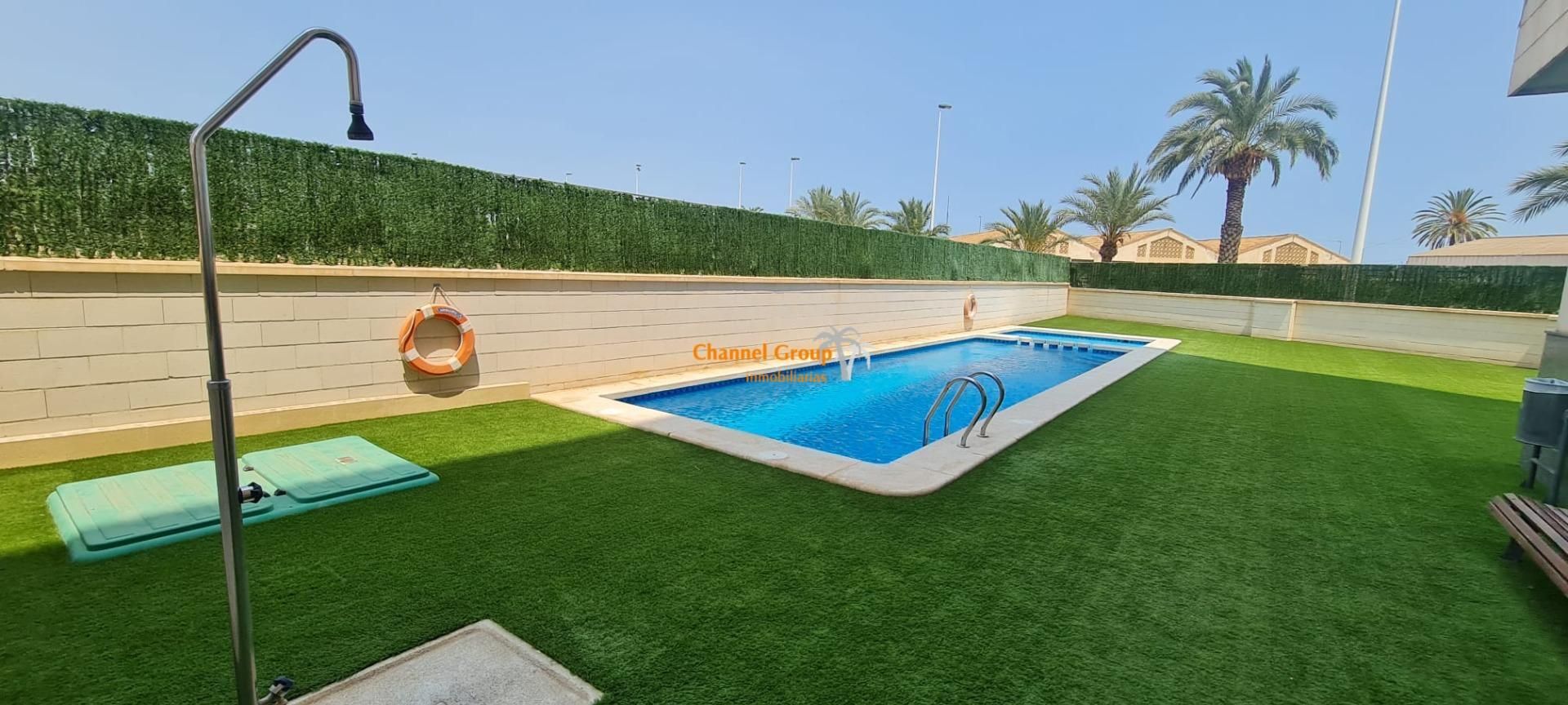 Swimming pool of Flat for sale in Elche / Elx  with Air Conditioner, Heating and Private garden