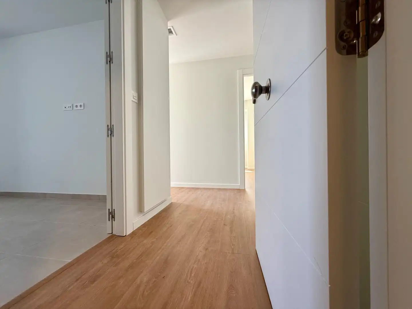 Wohnung zur Miete in Sevilla mit Klimaanlage, Heizung und Privatgarten