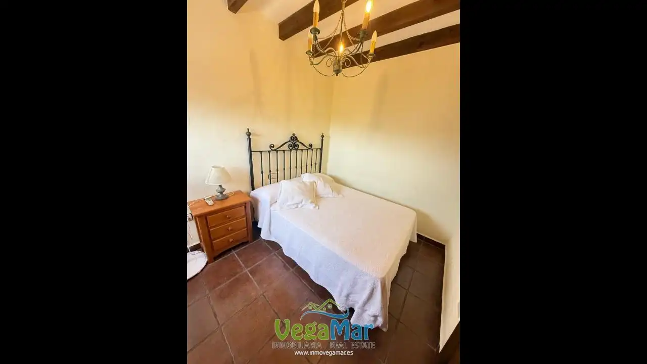 Habitación de Finca rústica en venta en Jete con Jardín privado, Terraza y Piscina