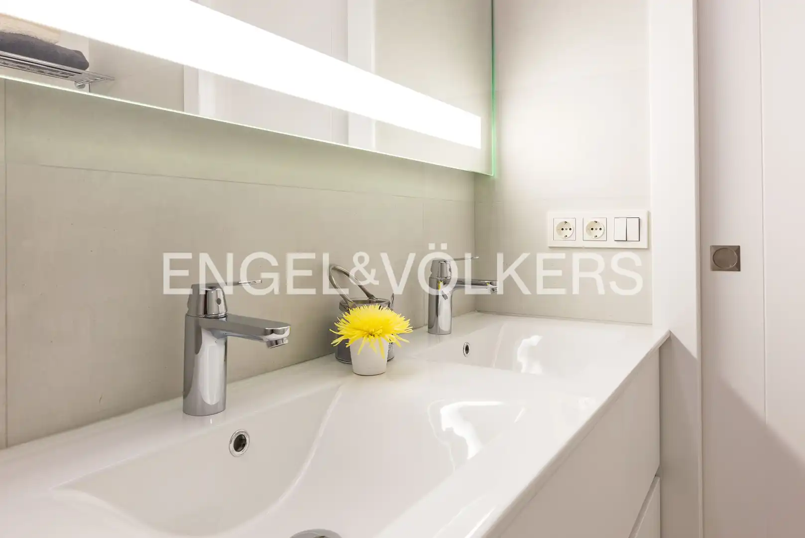 Badezimmer von Wohnung zur Miete in Madrid mit Klimaanlage, Heizung und Möbliert