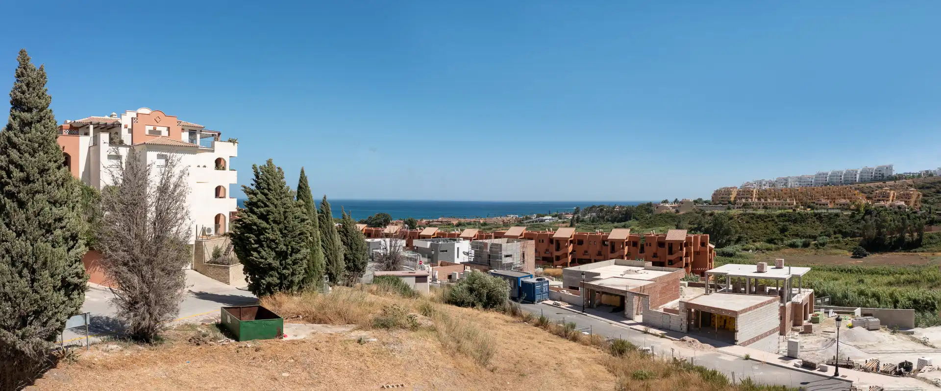 Dachboden zum Verkauf in Manilva mit Klimaanlage, Terrasse und Abstellraum