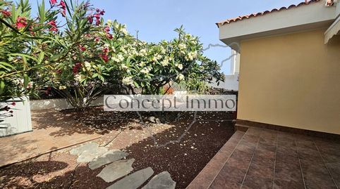 Foto 2 de Casa o xalet en venda a Calle Cornisa, 6, Costa del Silencio, Arona