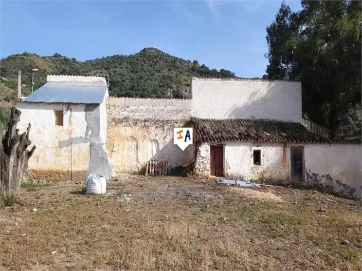 Vista exterior de Residencial en venta en Comares