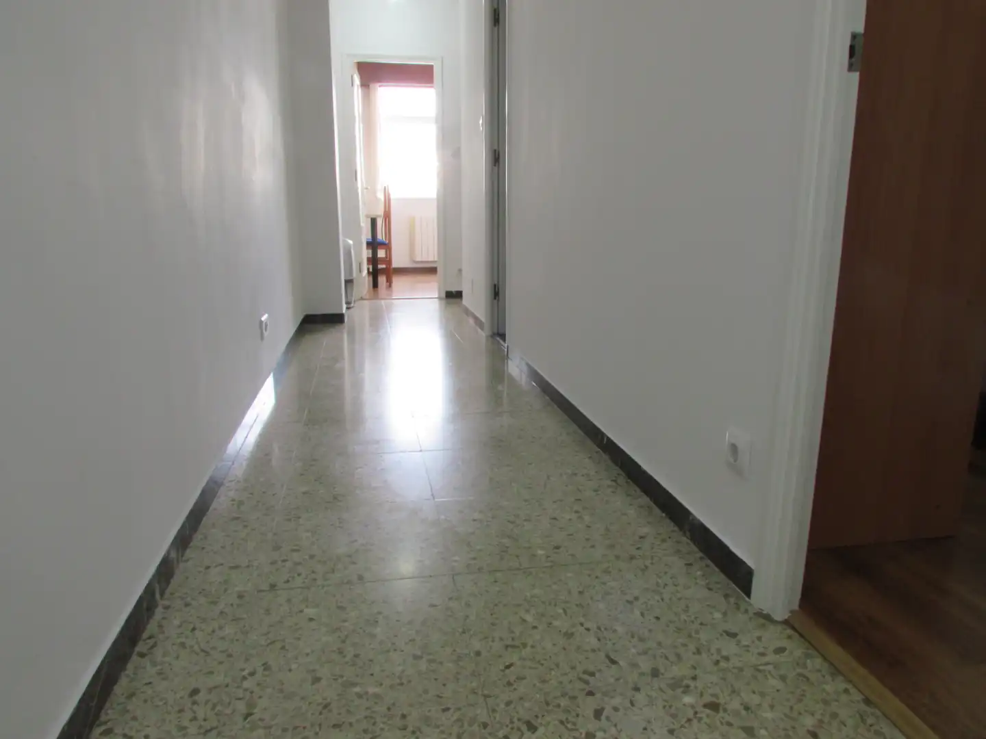 Piso en venta en Ferrol con Calefacción, Trastero y Amueblado