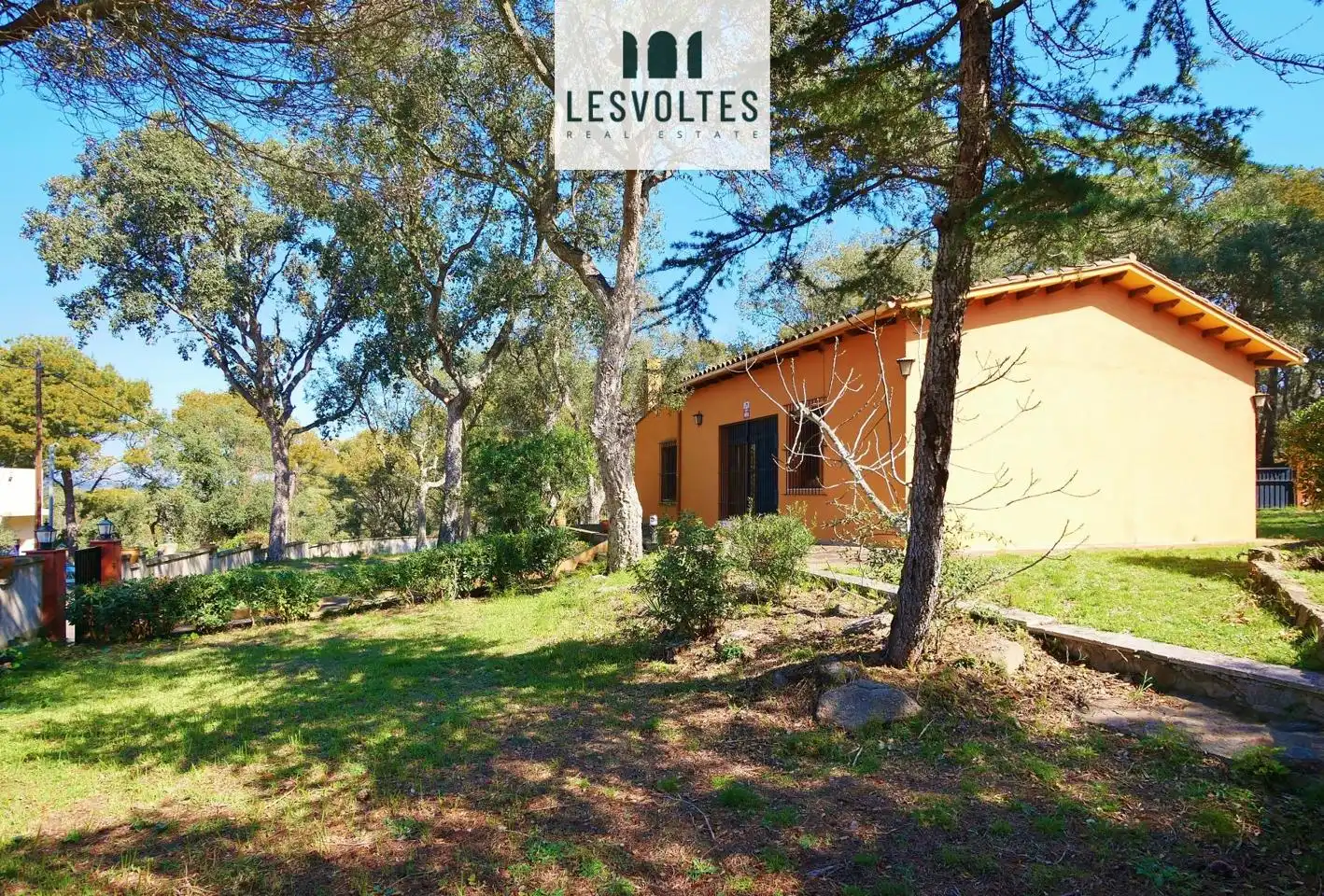 Vista exterior de Casa o xalet en venda en Palafrugell amb Jardí privat, Terrassa i Internet
