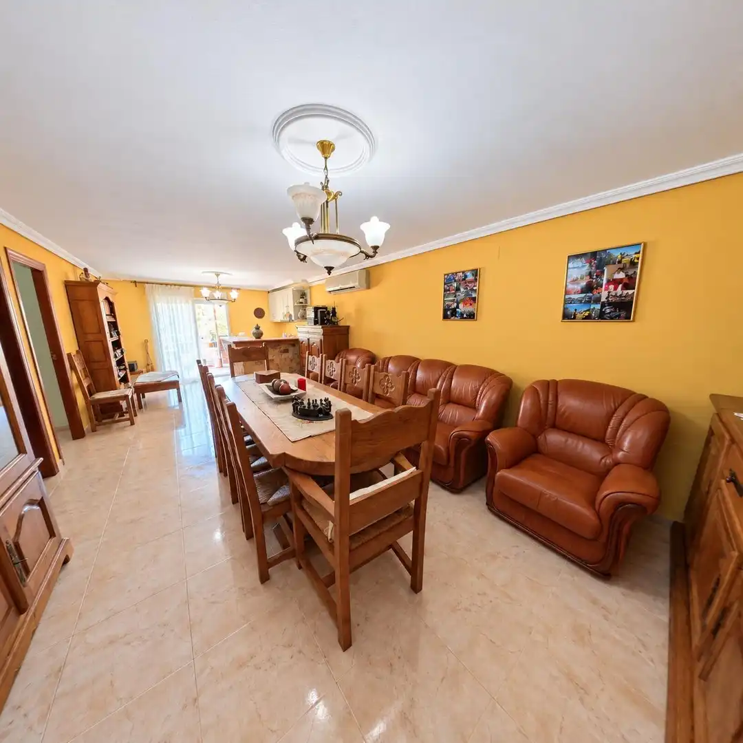 Comedor de Casa adosada en venta en Escandinavia - Cautivador