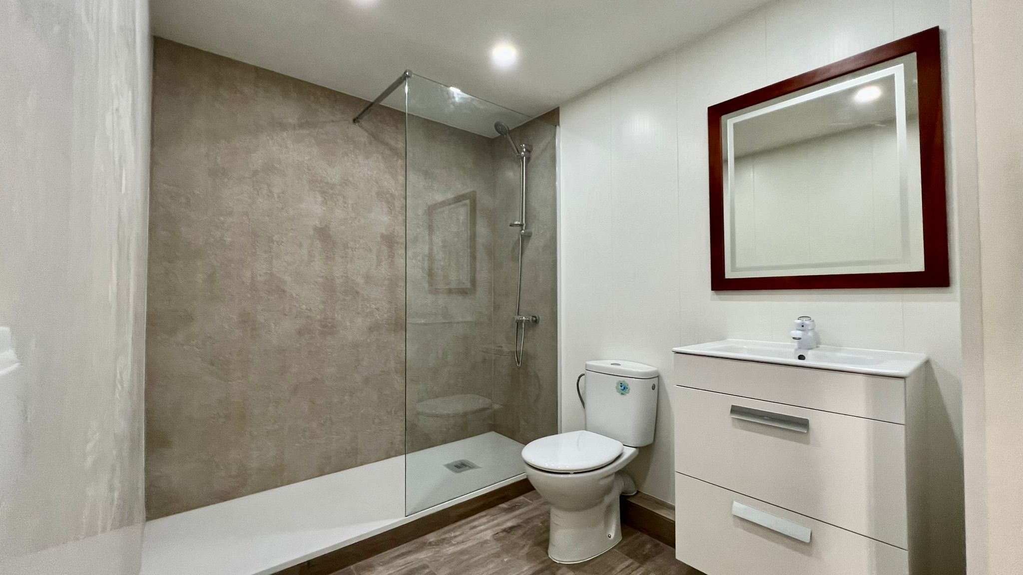 Baño de Piso en venta en L'Hospitalet de Llobregat