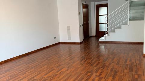 Foto 2 de Dúplex de lloguer a Carrer de Caresmar, Can Feu, Barcelona