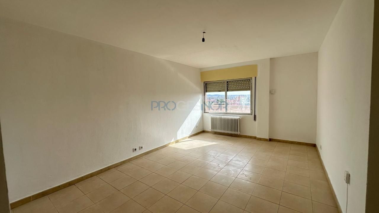 Sala d'estar de Pis en venda en Santovenia de la Valdoncina amb Calefacció i Terrassa