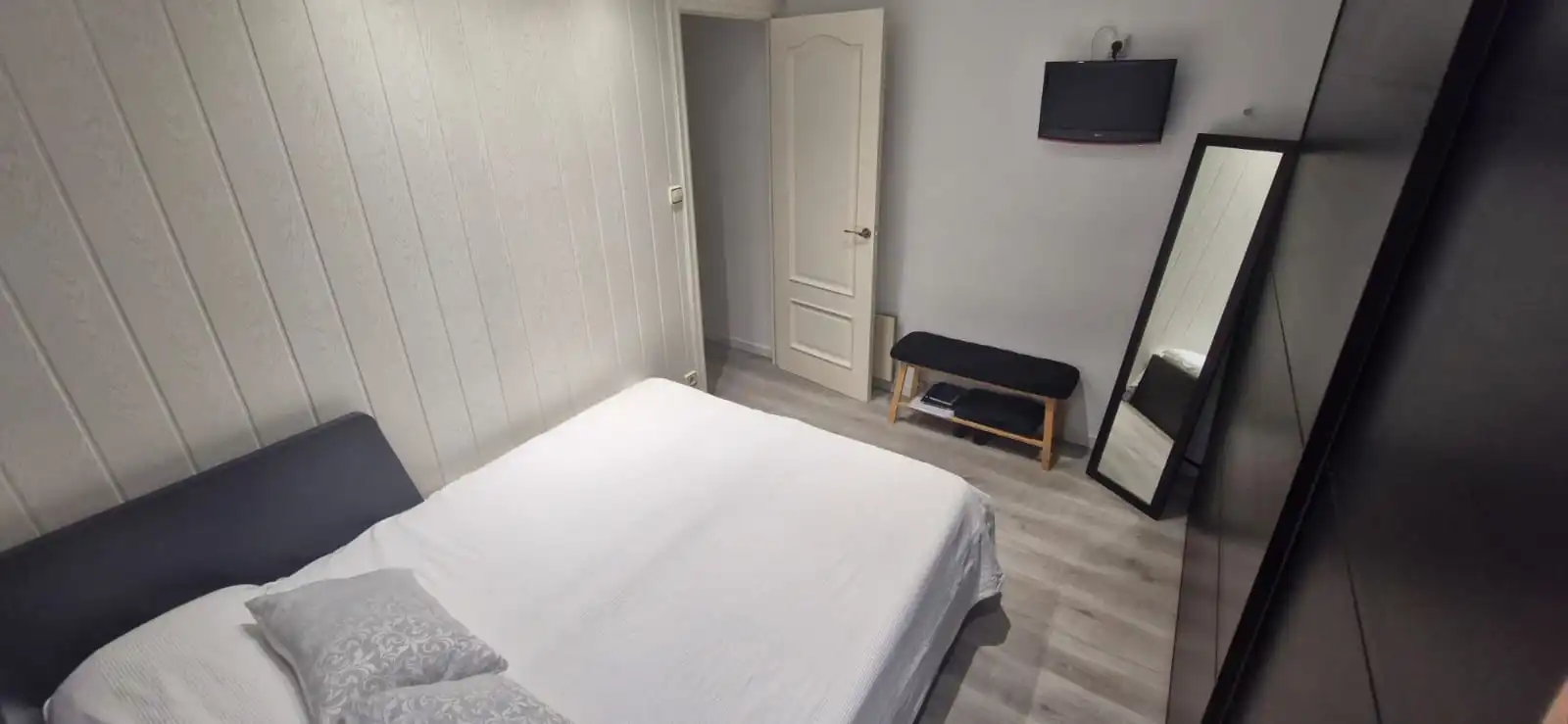 Dormitori de Pis en venda en Mataró amb Aire condicionat, Parquet i Balcó