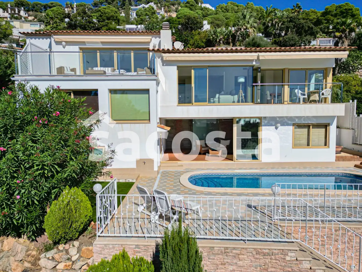 Vista exterior de Casa o chalet en venta en Blanes con Terraza, Piscina y Amueblado