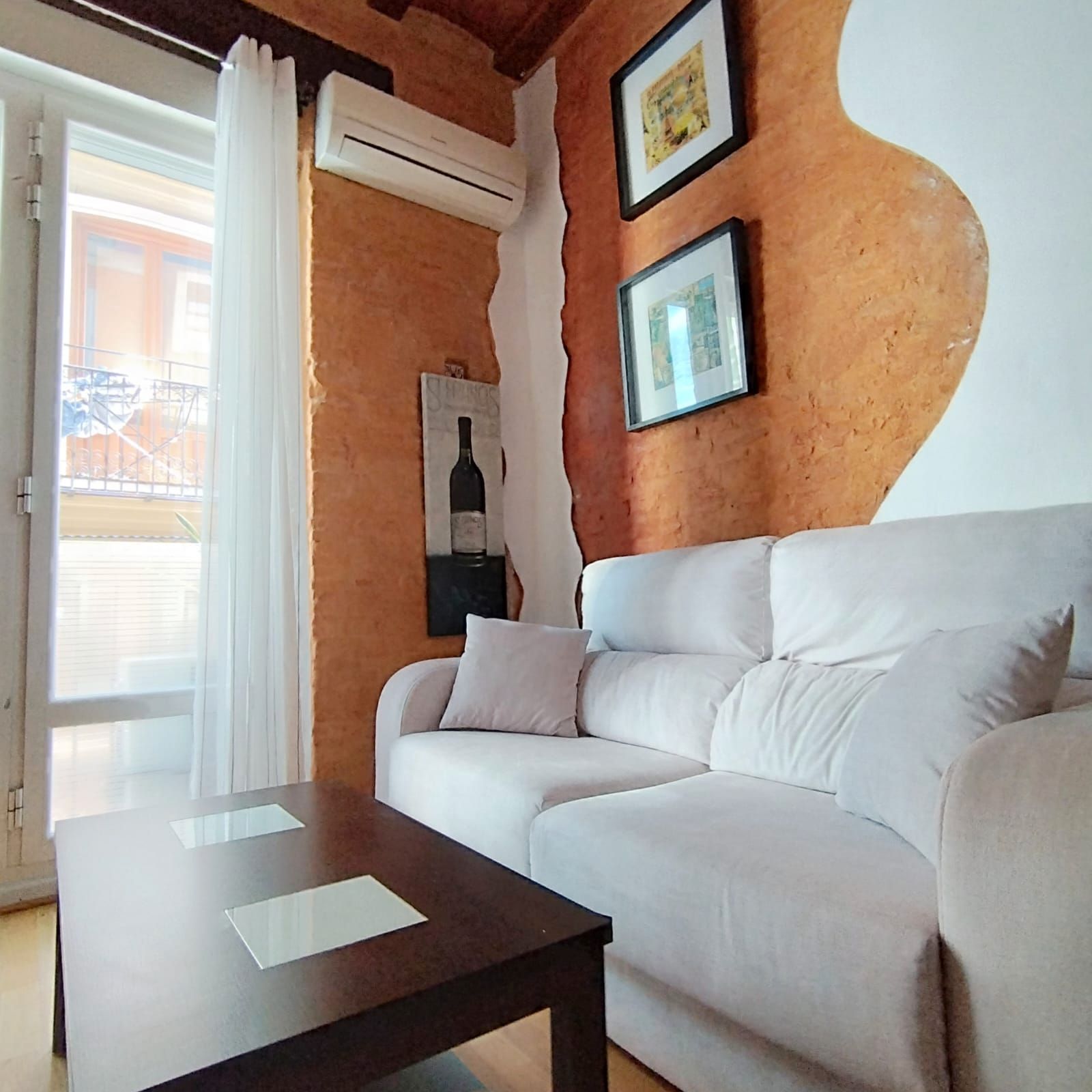 Sala d'estar de Apartament en venda en  Valencia Capital amb Aire condicionat, Moblat i Balcó