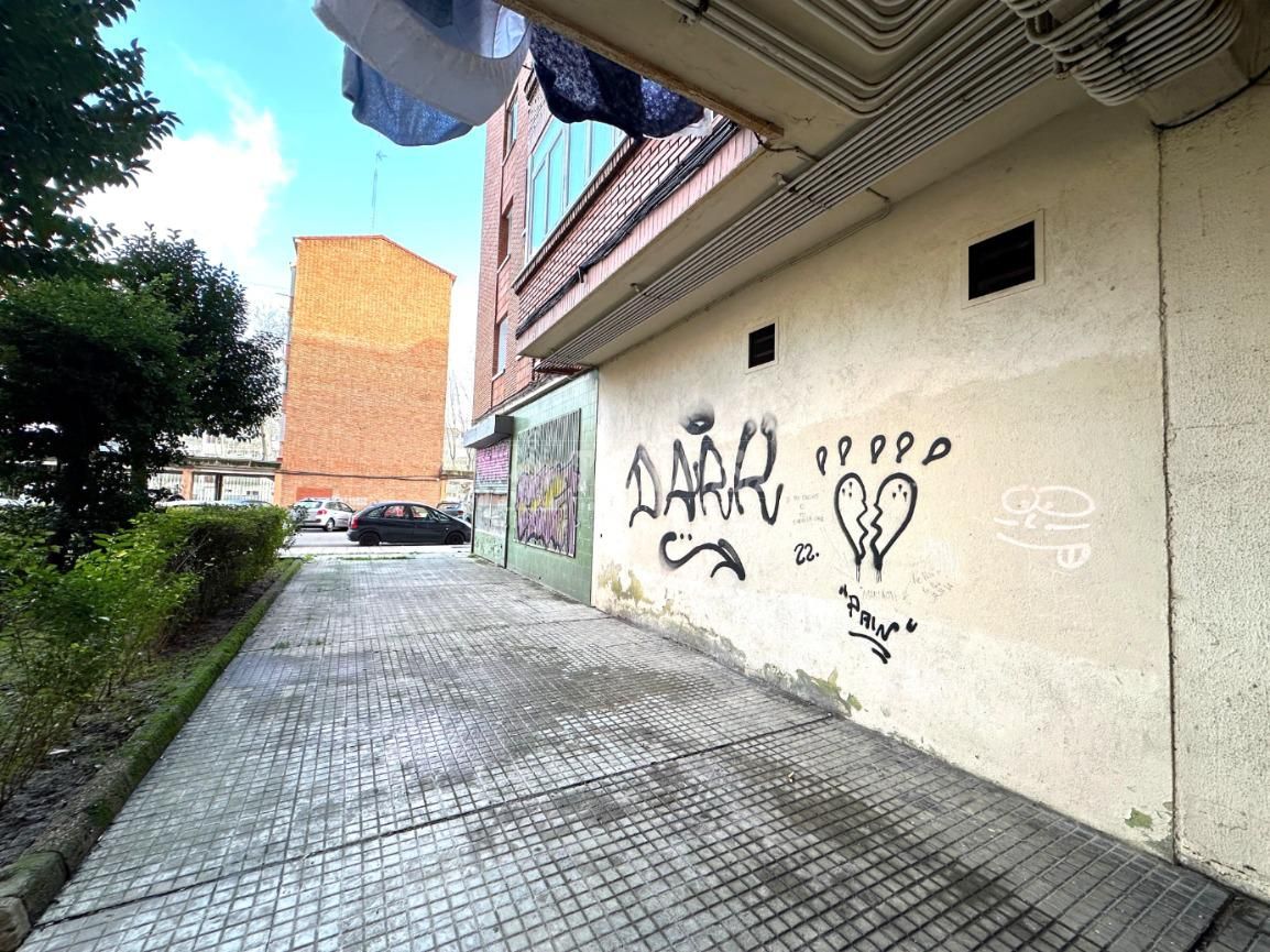 Exterior view of Premises for sale in Valladolid Capital