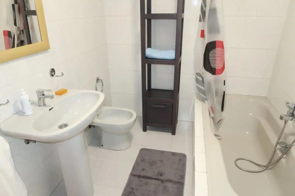 Wohnung zur Miete in Pasaje al Burgo, Eirís