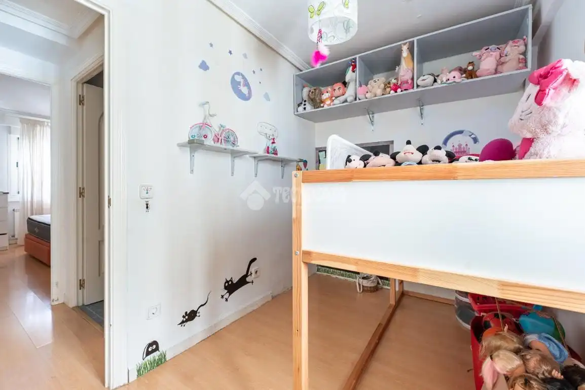 Bedroom of Flat for sale in Madrid  with Air Conditioner and Heating