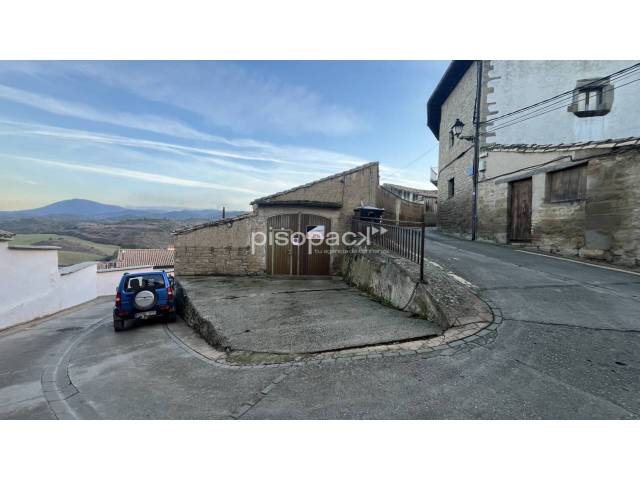 Terreno residencial en Venta en Calle Sol en Cáseda