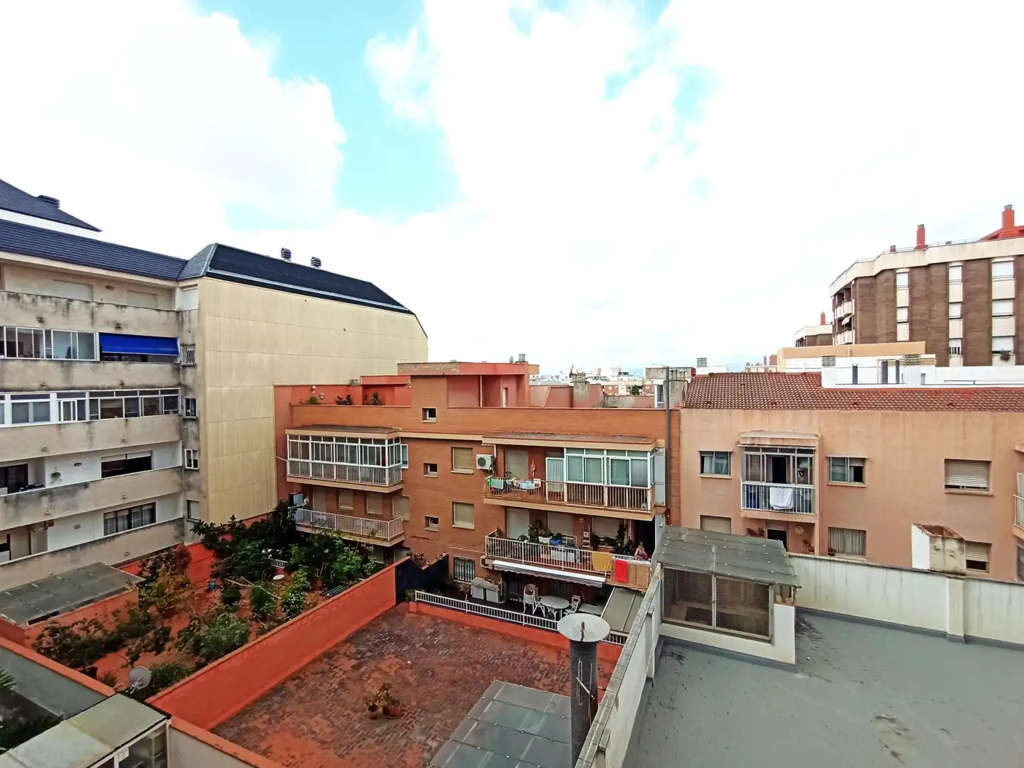 Flat for rent in de Sunyer, Ponent