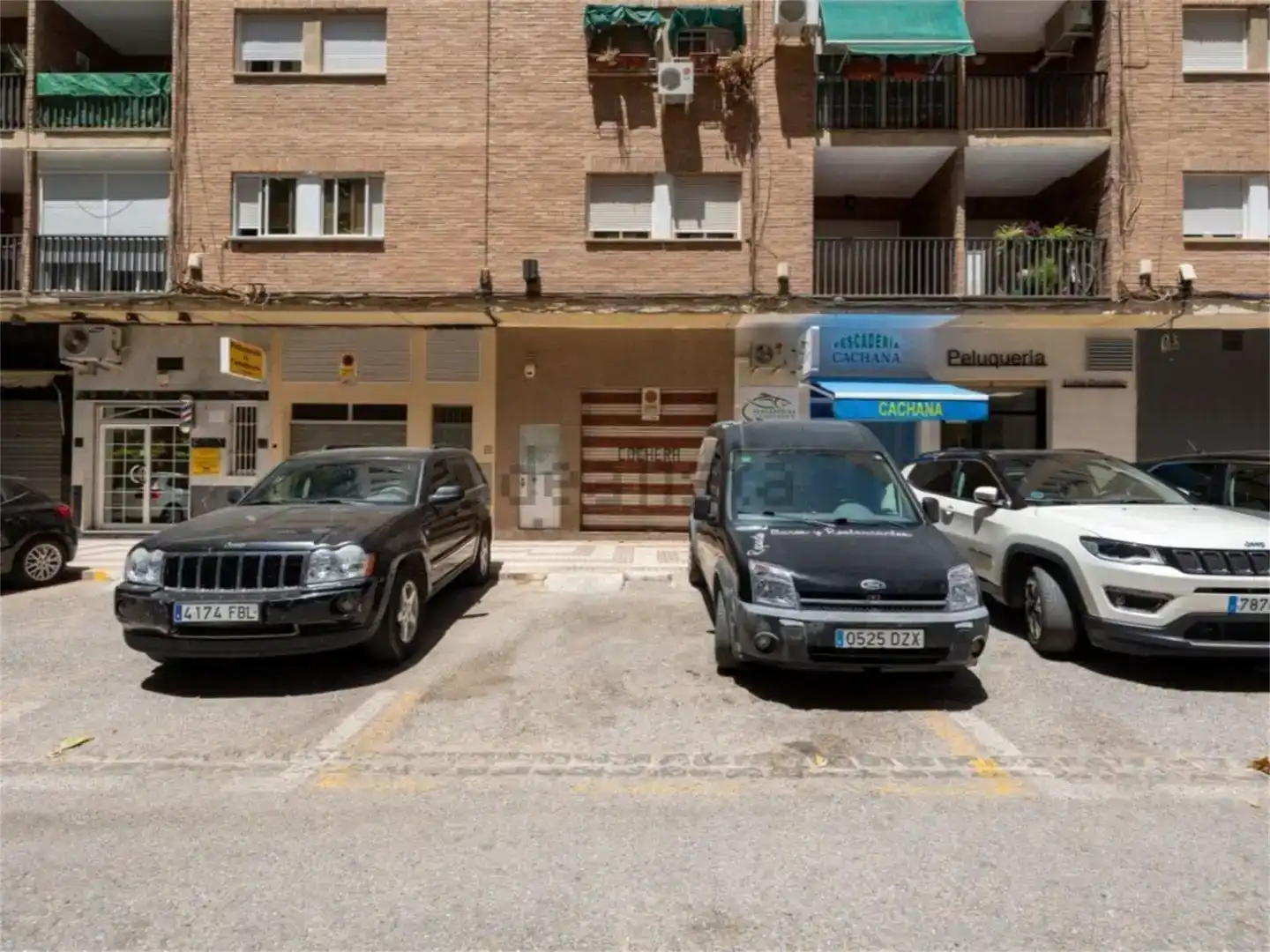 Aparcament de Local de lloguer en Granada