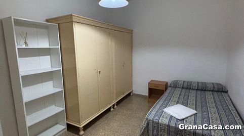 Foto 4 de Piso de alquiler en Plaza de la Trinidad, Centro - Sagrario, Granada Capital